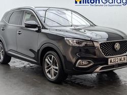 Black Used 2023 MG HS Exclusive SUV | £15,400 (Fair price)