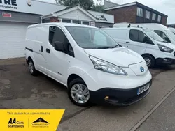 White Used 2019 Nissan e-NV200 Acenta Van | £6,490 (Fair price)
