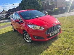 Red Used 2013 Ford Fiesta Zetec Hatchback | £3,995 (Good price)
