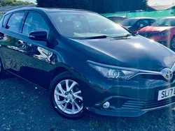 Grey Used 2017 Toyota Auris Hatchback | £6,195 (Fair price)