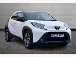 Pure white with black Used 2023 Toyota Aygo Hatchback | £13,650 (Fair price)