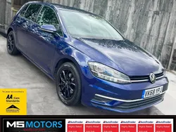 Blue Used 2018 VW Golf VII SE Hatchback | £10,990 (Good price)