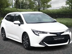 White Used 2023 Toyota Corolla Design Estate | £21,250 (Fair price)