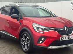 Id metallic flame red Used 2023 Renault Captur Techno SUV | £16,790 (Fair price)