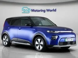 Blue Used 2021 Kia Soul EV 2 SUV | £12,500 (Fair price)