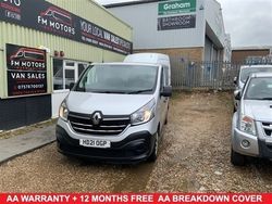 Silver Used 2021 Renault Trafic Business Van | £13,080 (Fair price)