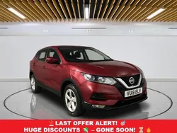 Red Used 2019 Nissan Qashqai Acenta Premium SUV | £10,099 (Super price)