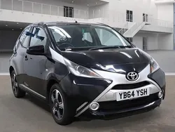 Black Used 2015 Toyota Aygo X-clusiv Hatchback | £8,995 (Fair price)