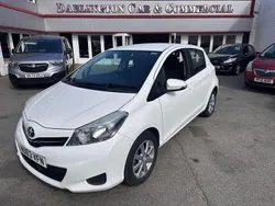 White Used 2013 Toyota Yaris Hatchback | £4,995 (Fair price)