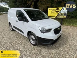 White Used 2023 Vauxhall Combo S MPV | £11,450 (Good price)