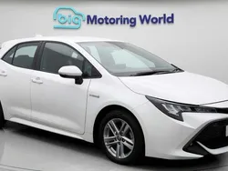 White Used 2021 Toyota Corolla Hatchback | £15,300 (Good price)
