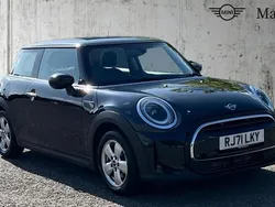 Black Used 2021 Mini ONE Classic Hatchback | £14,735 (Fair price)