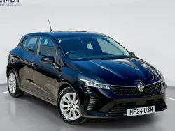 Used 2026 Renault Clio V Evolution Hatchback | £16,099 (Super price)