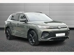 Green New 2025 VW Tiguan R-line SUV | £38,495 (Good price)