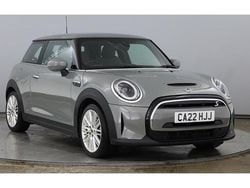 Moonwalk grey Used 2022 Mini Cooper S Level 2 Hatchback | £16,475 (Fair price)