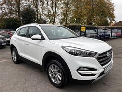 White Used 2017 Hyundai Tucson SE SUV | £8,990 (Fair price)