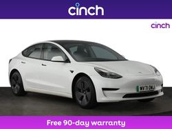 White Used 2021 Tesla Model 3 Standard Range Sedan | £15,649 (Fair price)