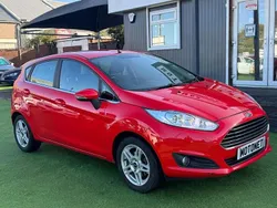 Red Used 2014 Ford Fiesta Zetec Hatchback | £4,880 (Good price)