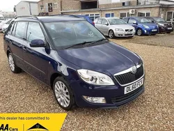 Blue Used 2011 Skoda Fabia Elegance Estate | £3,895 (Good price)