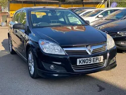 Black Used 2009 Vauxhall Astra Design Edition Hatchback | £999 (Good price)
