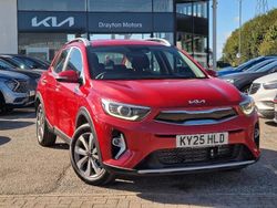 Red Used 2025 Kia Stonic 2 SUV | £19,100 (Fair price)