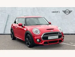 Red Used 2018 Mini Cooper S Hatch Hatchback | £10,875 (A bit pricey)