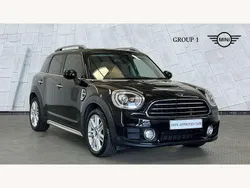 Black Used 2019 Mini Cooper Countryman Exclusive SUV | £18,490 (Fair price)