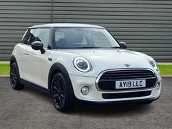 White Used 2019 Mini Cooper Classic Hatchback | £10,998 (Good price)