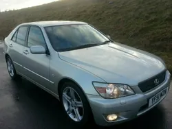Used 2002 Lexus IS200 Sedan | £1,990