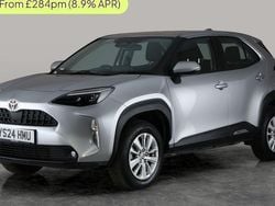 Used 2025 Toyota Yaris Hybrid Estate | £20,038 (Super price)