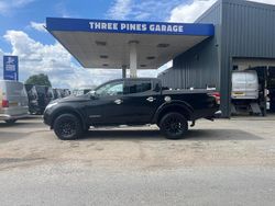 Black Used 2016 Mitsubishi L200 Pickup | £15,895 (Fair price)