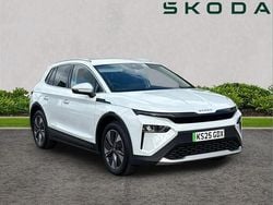 Moon white metallic Used 2025 Skoda Elroq SUV | £27,995 (Fair price)