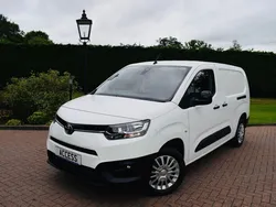 White Used 2022 Toyota Proace Van | £12,995 (Good price)