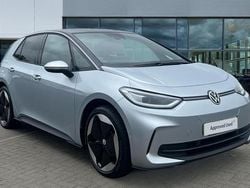 Scale silver metallic black New 2025 VW ID.3 Pro Hatchback | £32,066 (Expensive)