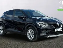 Black Used 2021 Renault Captur Iconic SUV | £15,699 (Fair price)