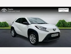 White Used 2023 Toyota Aygo PURE Hatchback | £11,663 (Fair price)