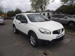 White Used 2013 Nissan Qashqai Visia SUV | £5,995 (Expensive)