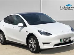 White Used 2023 Tesla Model Y RWD SUV | £23,500 (Good price)