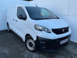 White Used 2022 Peugeot Expert Premium Van | £10,490 (Good price)