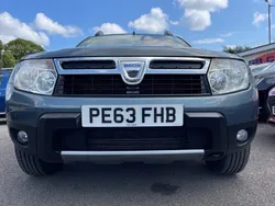 Grey Used 2013 Dacia Duster Lauréate SUV | £4,199 (Expensive)