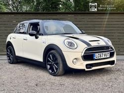 White Used 2018 Mini Cooper S Hatch Hatchback | £12,995 (Good price)