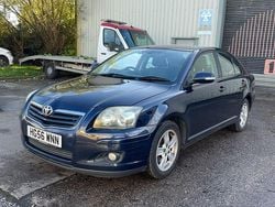 Blue Used 2006 Toyota Avensis T3 Hatchback | £775 (Good price)