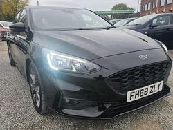 Black Used 2019 Ford Focus ST-Line Hatchback | £7,495 (Fair price)
