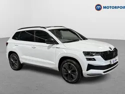 White Used 2022 Skoda Karoq SportLine SUV | £20,999 (Fair price)