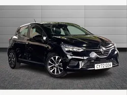 Diamond black Used 2023 Renault Clio V Evolution Hatchback | £12,795 (Good price)