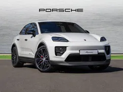 White New 2025 Porsche Macan SUV | £79,940 (Good price)