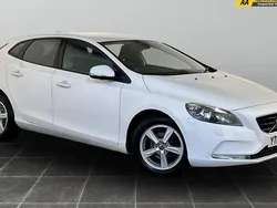White Used 2014 Volvo V40 Estate | £3,895 (Good price)