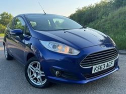 Blue Used 2013 Ford Fiesta Zetec Hatchback | £2,499 (Fair price)
