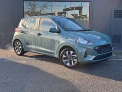 Green New 2025 Hyundai i10 Advanced Hatchback | £16,297 (Fair price)