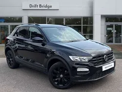 Black Used 2018 VW T-Roc SE SUV | £15,195 (Fair price)
